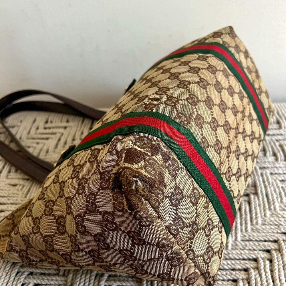 GUCCI GG Supreme Canvas and Leather Tote Bag - Picture 12 of 16